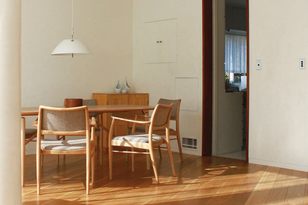 Caja-Diningset-Oak-03.jpg
