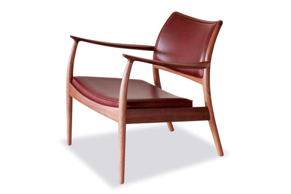 Caja-easy-chair-leather-01.jpg