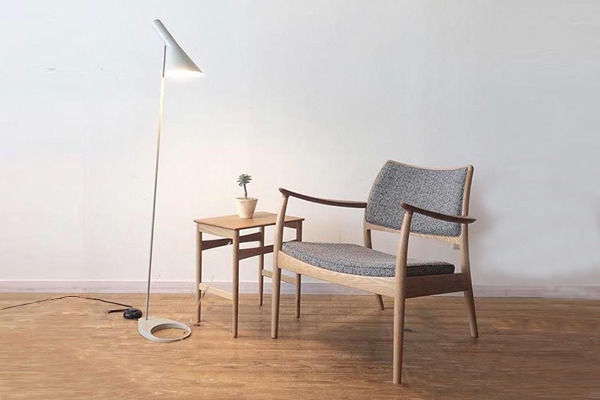 caja_easychair_0710-2.jpg