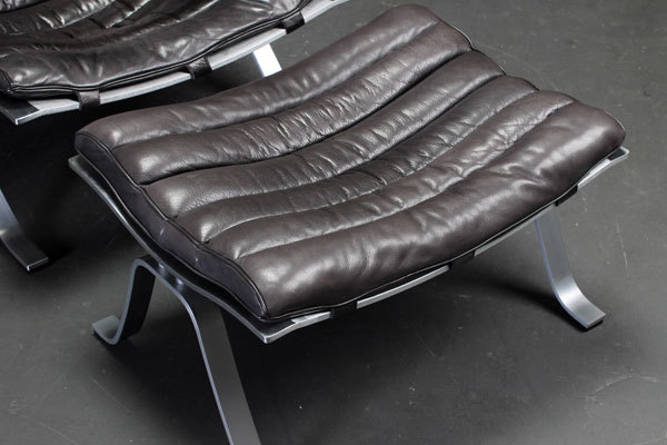 Arne-Norell--Lounge-chair-&-Ottoman-05.jpg