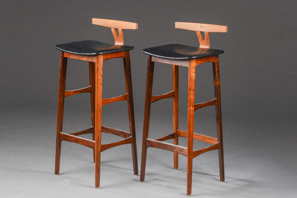 Erik-Buck-Bar-stool-01.jpg