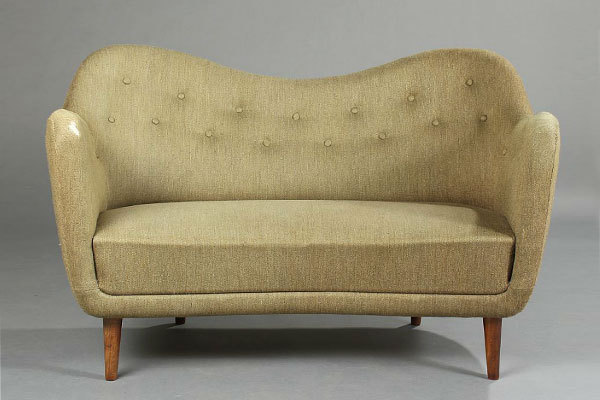 Finn-Juhl-BO46-Sofa-02.jpg