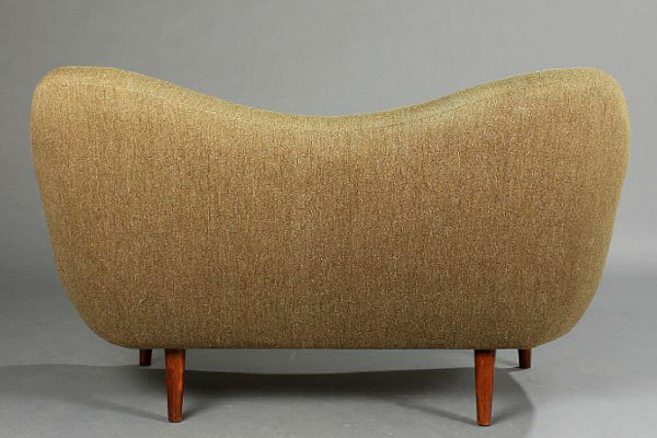 Finn-Juhl-BO46-Sofa-03.jpg