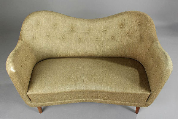 Finn-Juhl-BO46-Sofa-04.jpg