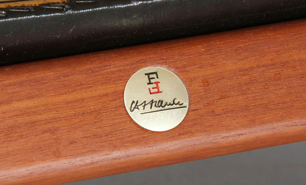 Finn-Juhl-Buwana-chair-04.jpg