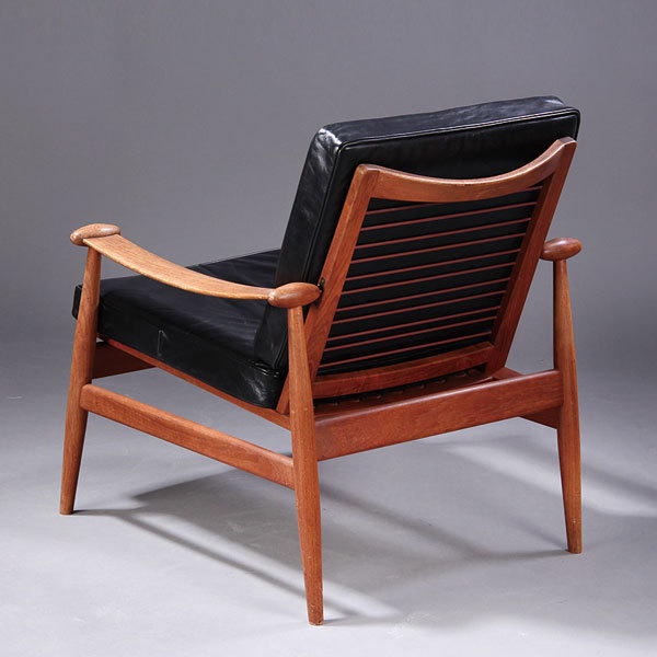 Finn-Juhl-Spade-chair-FD133-03.jpg