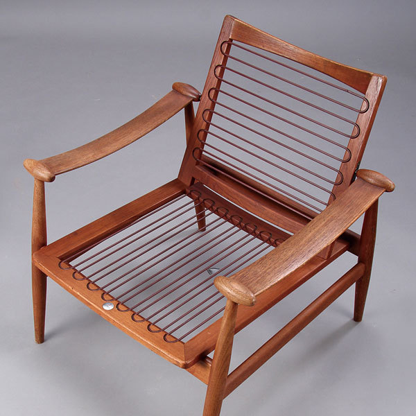 Finn-Juhl-Spade-chair-FD133-05.jpg