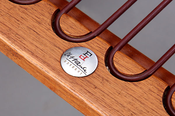 Finn-Juhl-Spade-chair-FD133-06.jpg