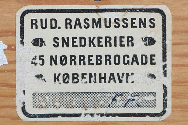 Mogens-Koch-Book-case-and-Cabinet-04.jpg