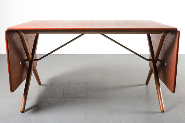 Wegner-Dining-table-AT-314-02.jpg