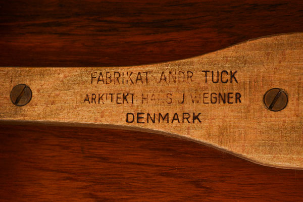 Wegner-Dining-table-AT-314-06.jpg