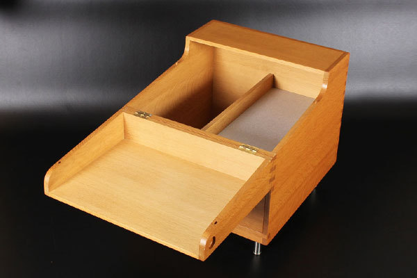 Wegner-bar-cabinet-AT-34-Oak-05.jpg