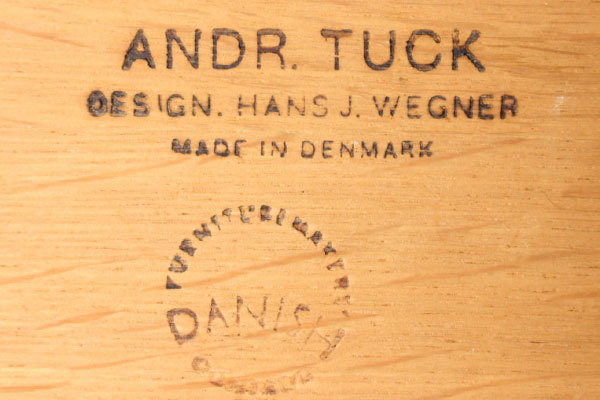 Wegner-bar-cabinet-AT-34-Oak-06.jpg