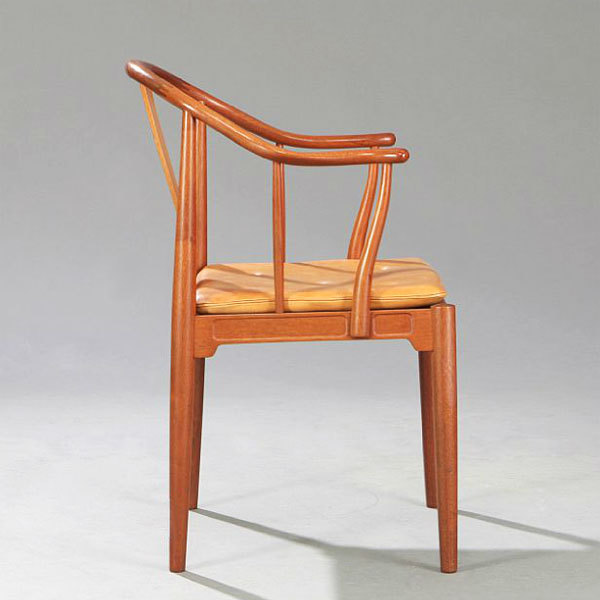 Wgner-China-chair-Mahogany-02.jpg
