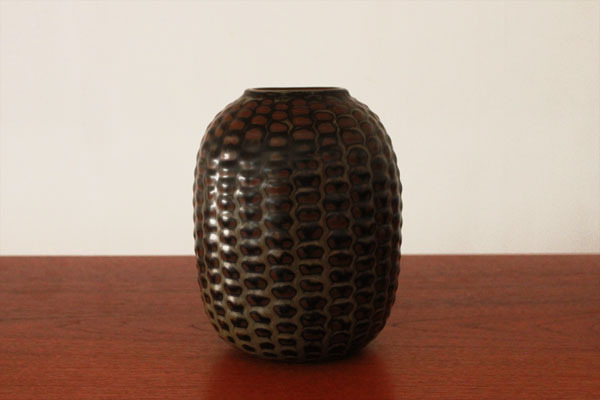 02-Axel-Salto-Vase-02.jpg