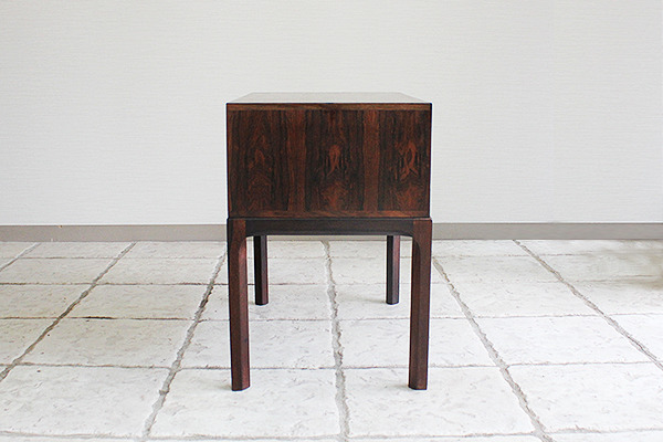Aksel Kjaersgaard  Small Chest  Rosewood (7).jpg