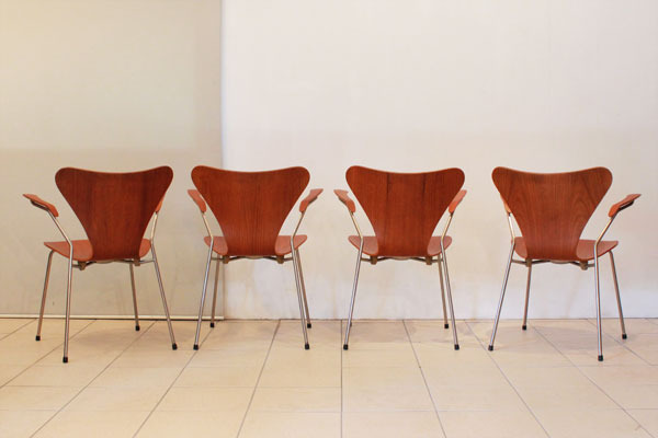 Arne-Jacobsen-Seven-chair-04.jpg
