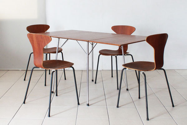 Arne-Jacobsen-butterfly-table-teak-02.jpg