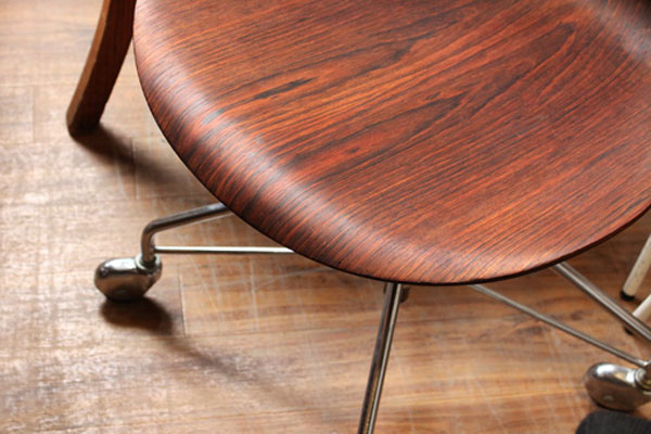 Arne-Jacobsen.-seven-chair-rosewood-07.jpg