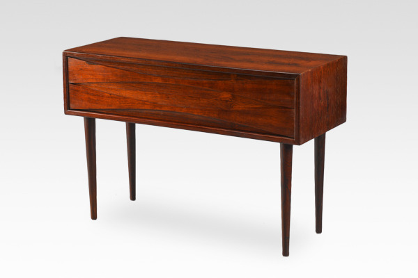 Arne Vodder  Chest  NC Mobler (1).jpg