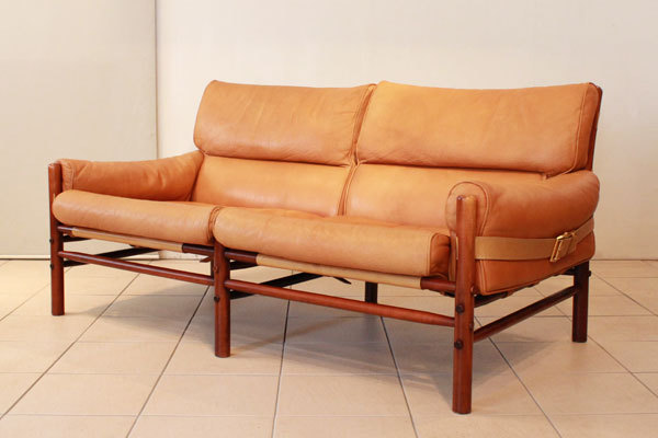 ArneNorell-2seater-sofa-03.jpg