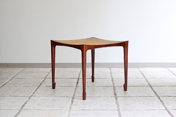 Bernt Petersen  Stool.Rosewood  Wørts-02 (5).jpg