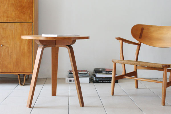 CEES-BRAAKMAN--Side-table-01.jpg