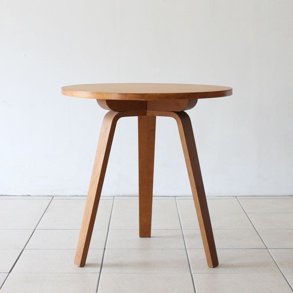 CEES-BRAAKMAN--Side-table-02.jpg