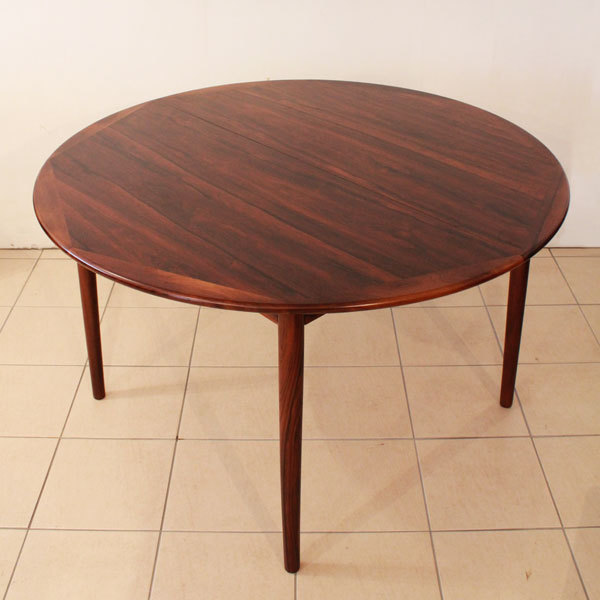 Danish-Rosewood-Dining-set-05.jpg