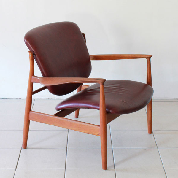 Finn-Juhl-Easy-chair-FD136-02.jpg