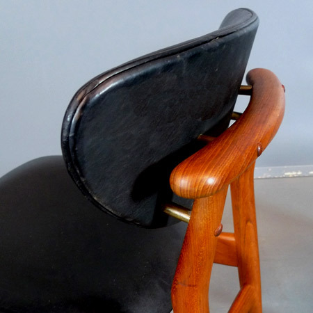 Finn-Juhl-armchair02.jpg