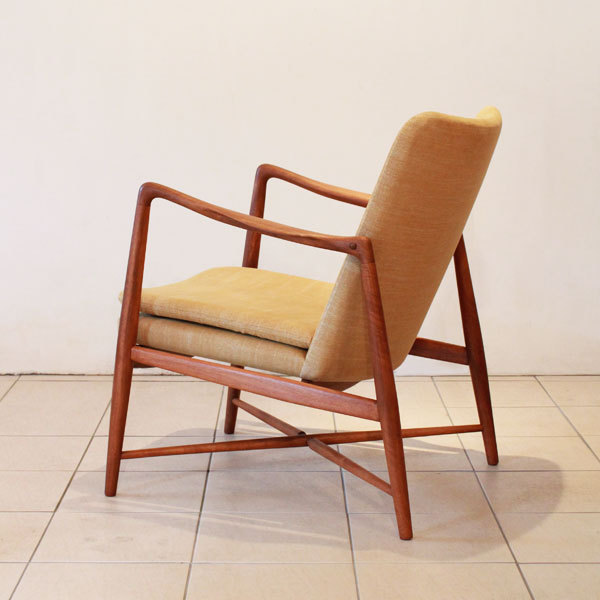 Finn-Juhl-easy-chair-BO59-02.jpg