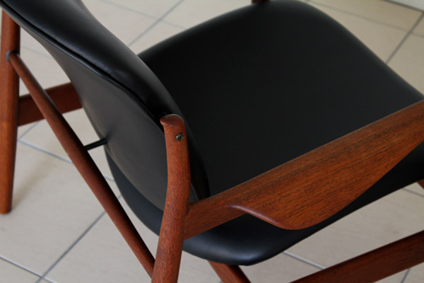 Finn-Juhl-lounge-chair FD-02.jpg