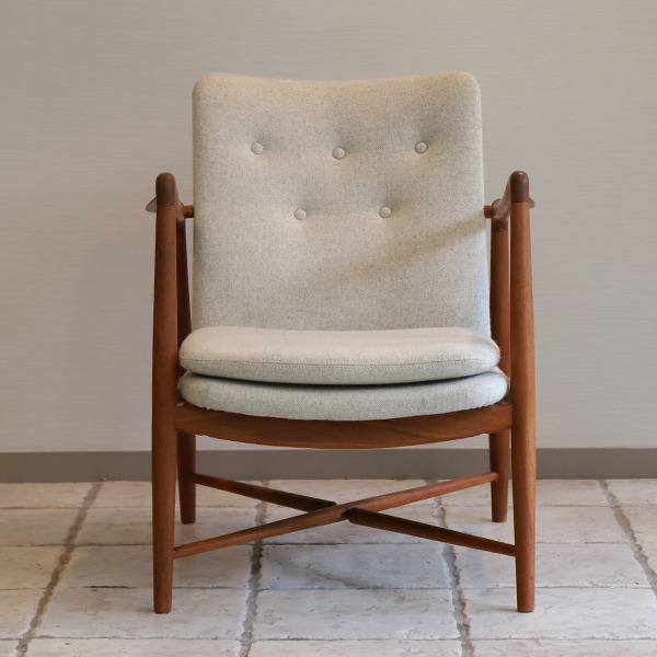 Finn Juhl  Fireplace Chair. BO 59  Bovirke (1).jpg