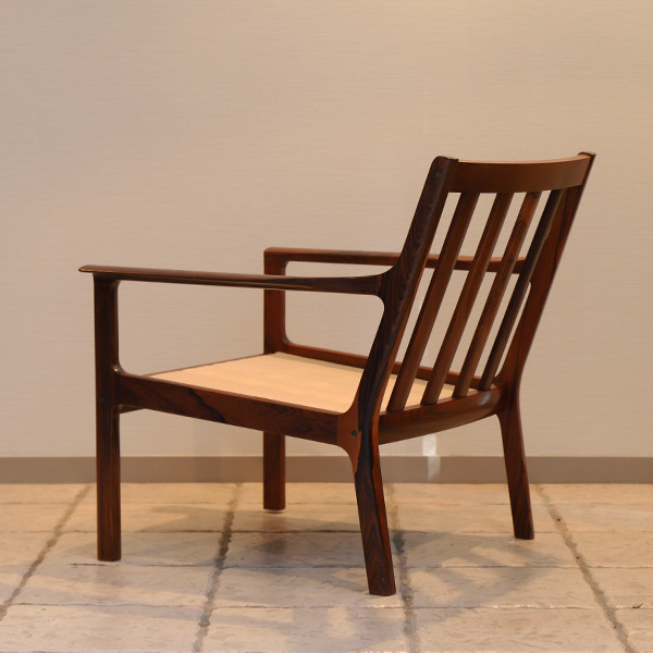 Fredrik Kayser  Easy chair .Model 935 .Rosewood  Vatne Mobler_2 (11).jpg