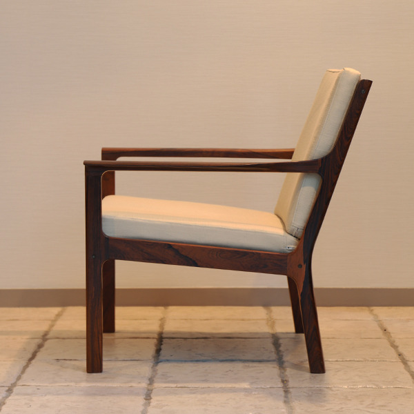 Fredrik Kayser  Easy chair .Model 935 .Rosewood  Vatne Mobler_2 (13).jpg
