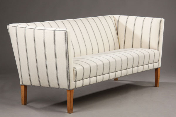 Grete-Jalk.-Three-seater.-sofa-01.jpg