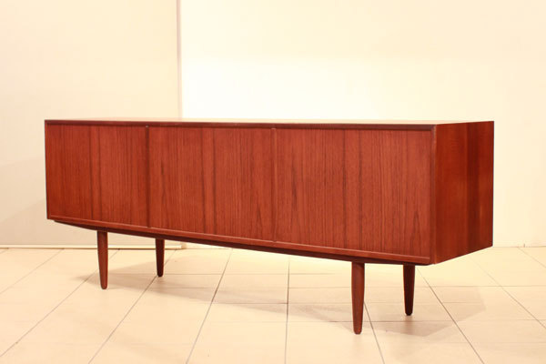 Hans-Olsen--Sideboard-05.jpg