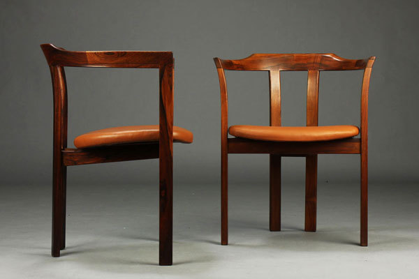 Hans-Olsen-armchairs-04.jpg