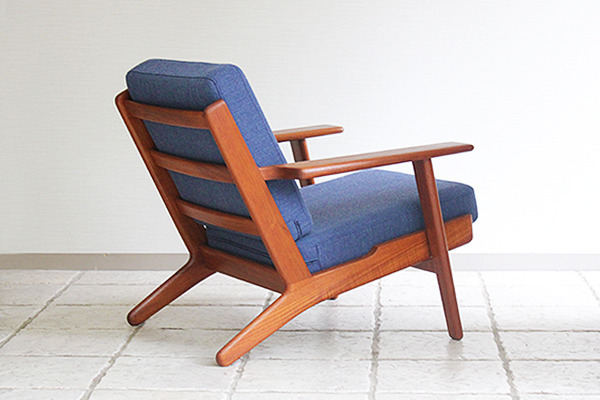 Hans J. Wegner  Easy chairs. GE290 Teak  GETAMA-1 (11).jpg