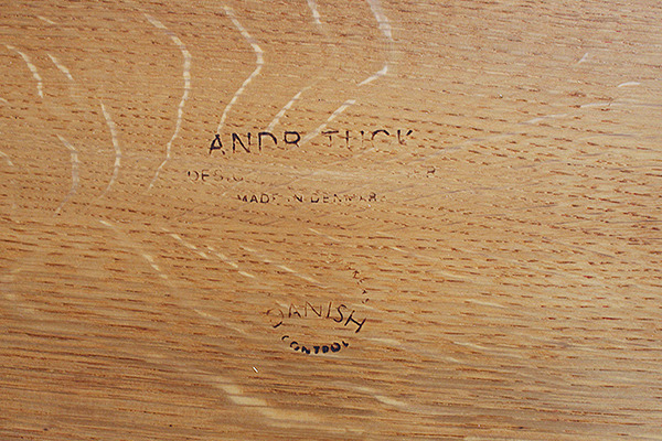 Hans J. Wegner  Nesting Tables. AT-40 Oak  Andreas Tuck (9).jpg