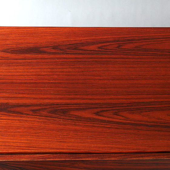 Ib-Kofod-Larsen-Sideboard-03.jpg