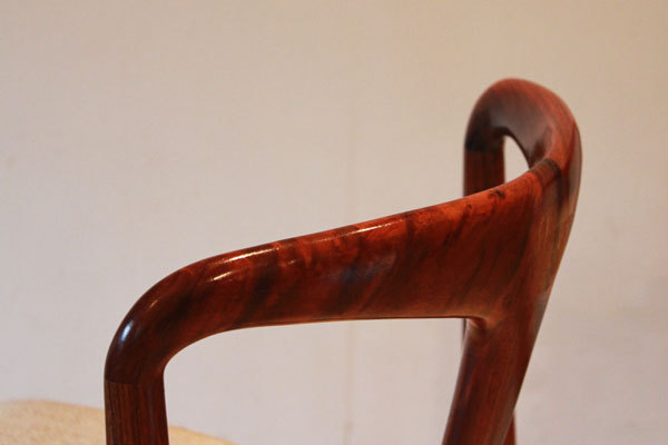 Johannes-Andersen-Dining-chairs-05.jpg