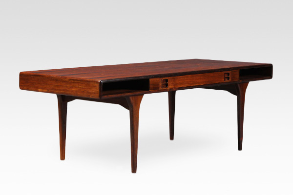 Johannes Andersen  Coffee table.model 286 rosewood  CFC Silkeborg (19).jpg
