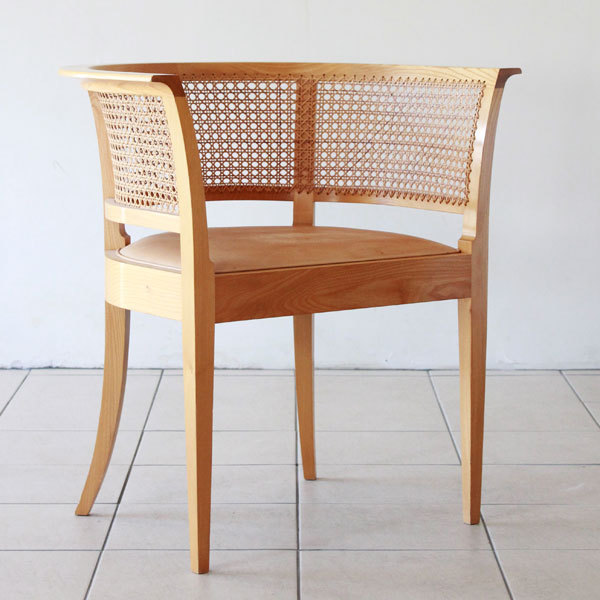 Kaare-Klint--Faaborg-Chair-03.jpg