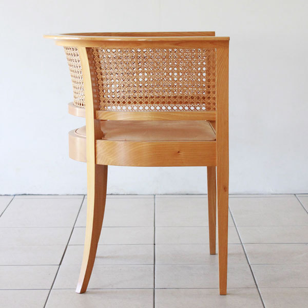 Kaare-Klint--Faaborg-Chair-04.jpg