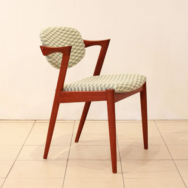 Kai-Kristiansen-No.42-chair-02.jpg