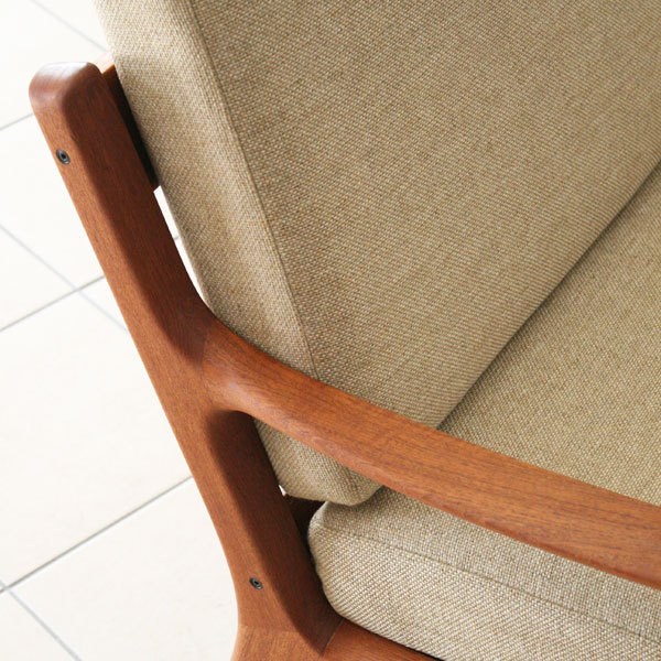 Ole-Wanscher-Sofa-07.jpg
