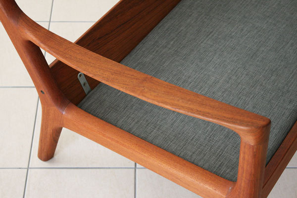 Ole-Wanscher-Sofa-08.jpg