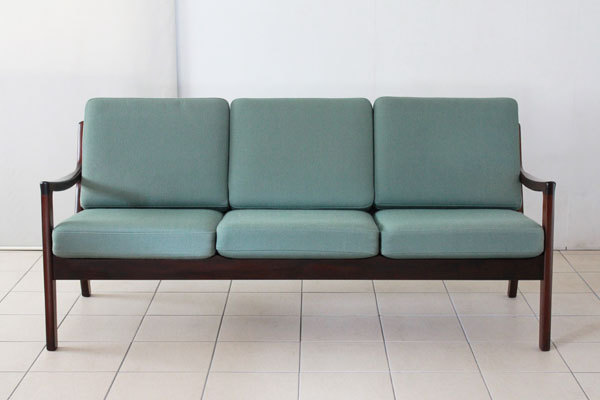 Ole-Wanscher-Sofa-set-03.jpg
